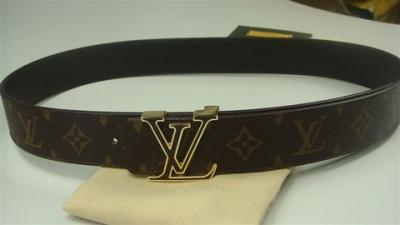 Louis Vuitton Belts-189